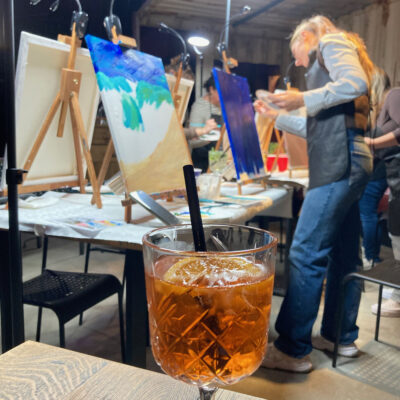 Struktur Abstrakt – Jede:r malt etwas Individuelles <br> 🗓 9. April 🕑 18:00 – 20:00 Uhr <br>📍Purino Freiburg