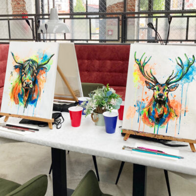 Hirsch oder Kuh – Wähle vor Ort dein Wunschmotiv<br> 🗓 30. April 🕑 18:00 – 20:30 Uhr <br>📍Purino Freiburg