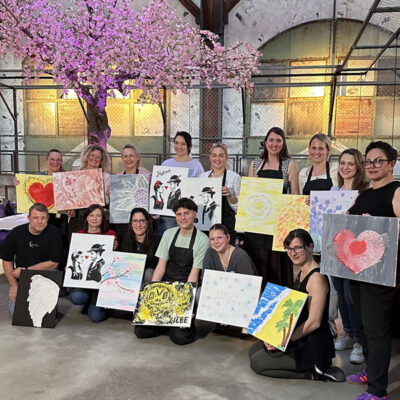 Struktur Abstrakt – Jede:r malt etwas Individuelles <br> 🗓 15. Juli 🕑 18:00 – 20:30 Uhr <br>📍Purino Freiburg